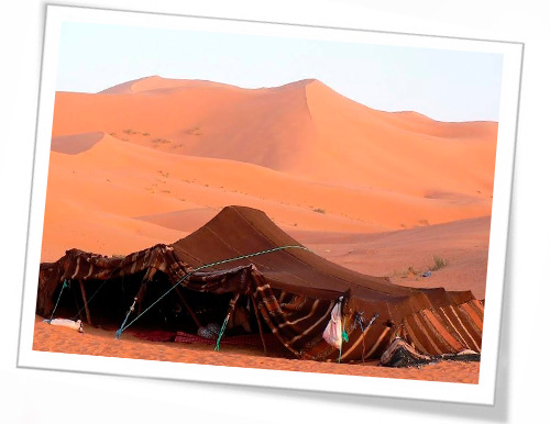La ruta del té: viaje a Marruecos -Tomar el té en el desierto.