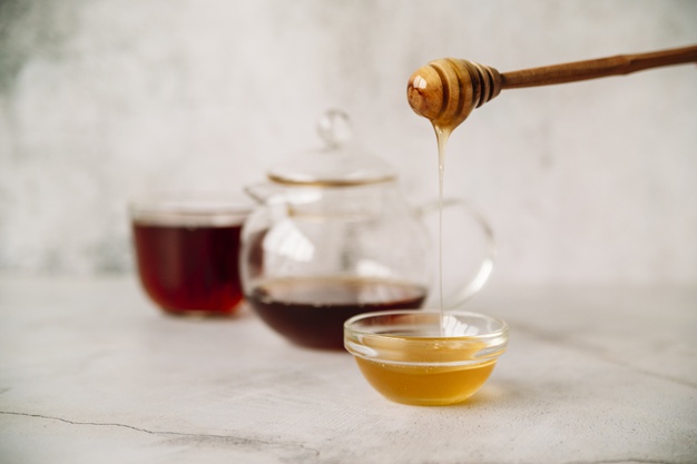 el té con miel para el sistema inmunológico con gripe